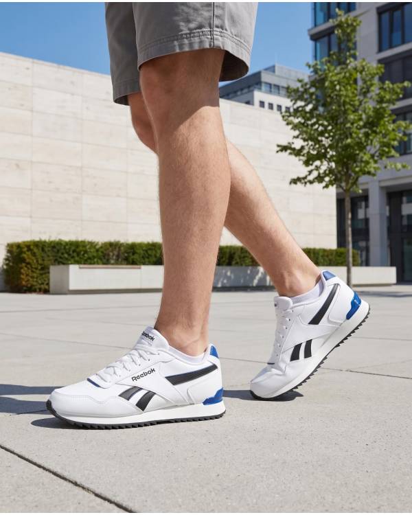 Спортивні кросівки "Royal Glide Ripple" білі